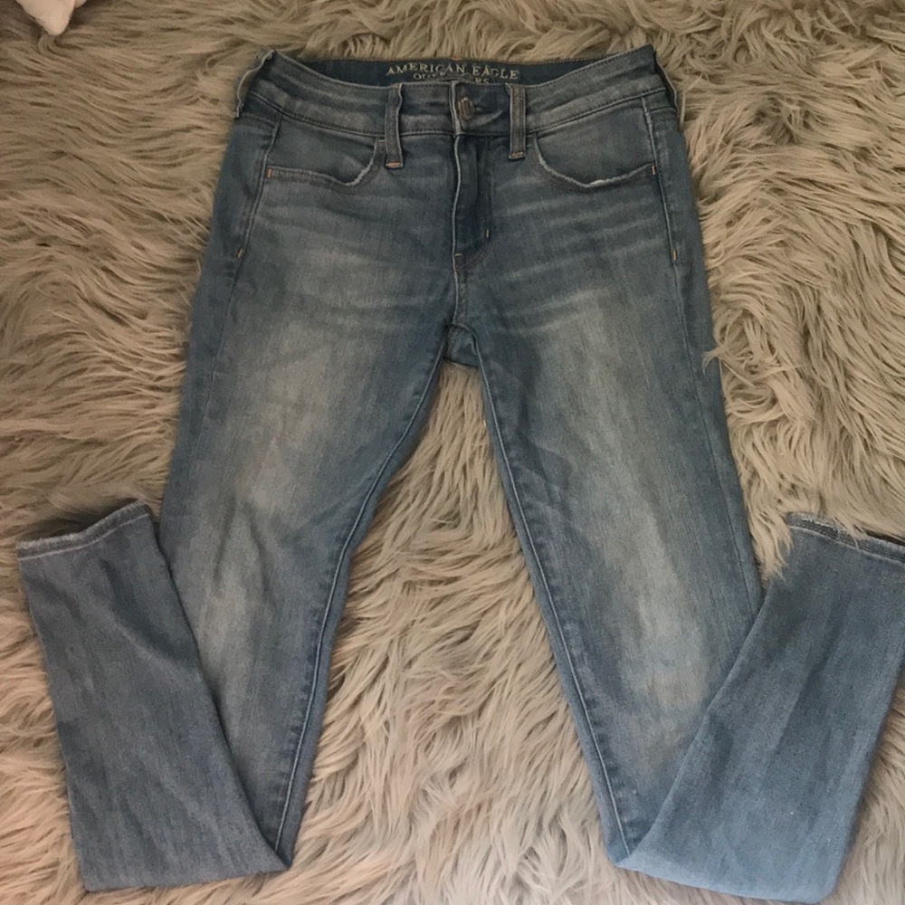 Barely worn light wash American jeans